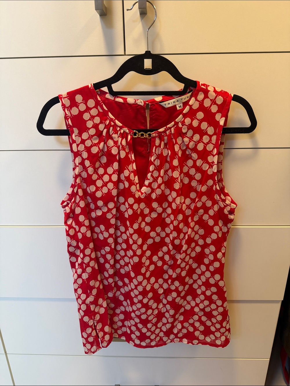 Trina Turk Red and White Dot-Print Sleeveless Keyhole Camisole